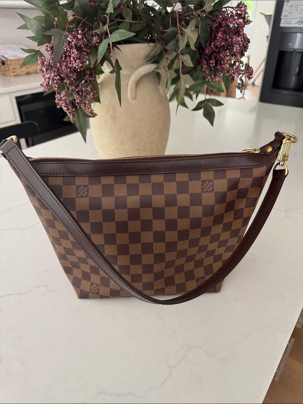 Authentic Louis Vuitton Damier Ebene Illove MM Shoulder Bag - Picture 13 of 13